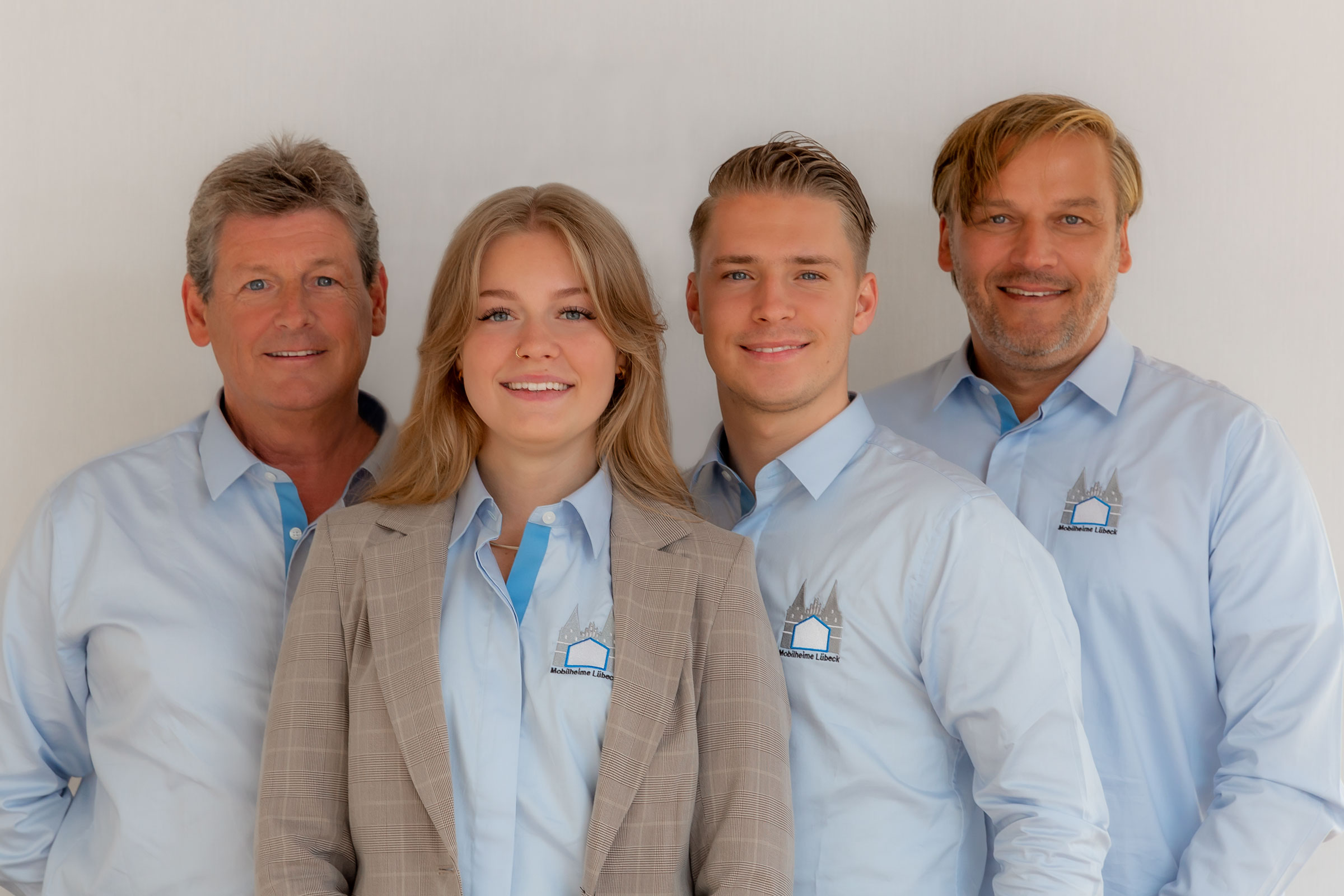 teamfoto-final-kleiner